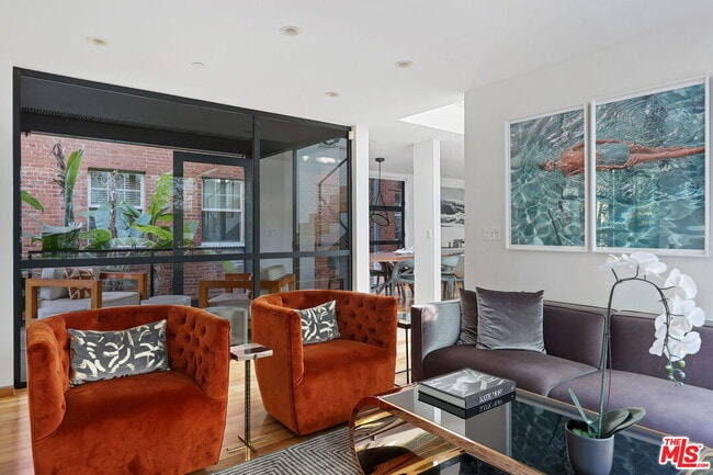 Building Photo - 7 Vicente Ter