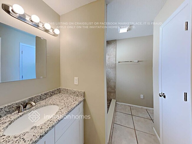 Building Photo - 1013 Black Willow Dr