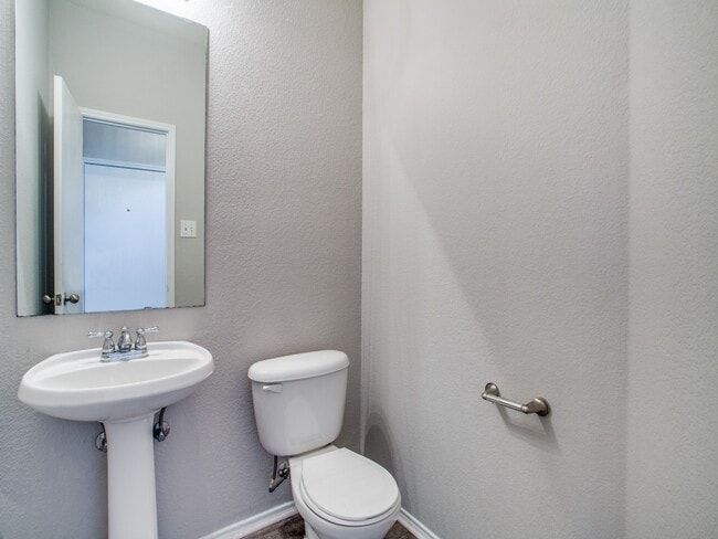 Building Photo - 8424 Jay St