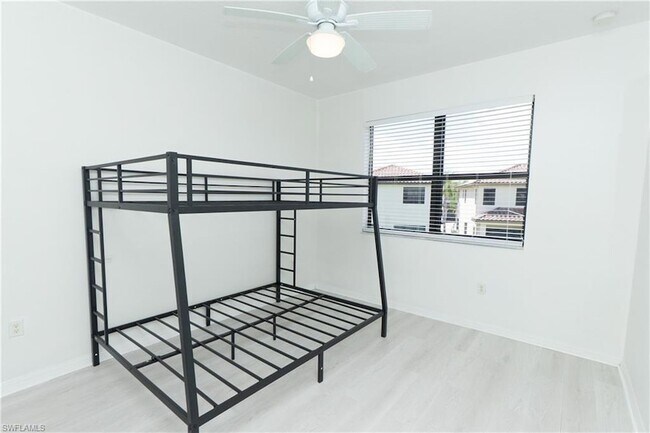 Building Photo - 5360 Brin Way