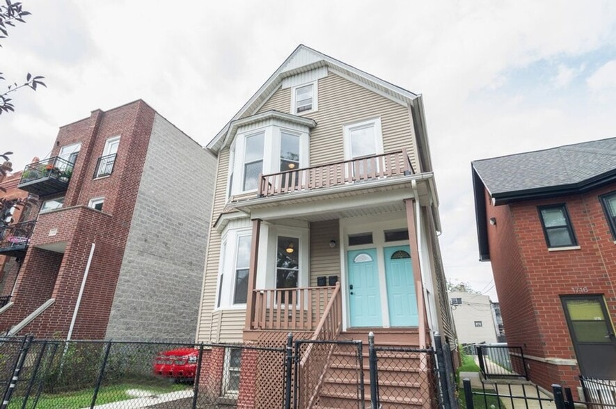 Building Photo - 1714 N Whipple St