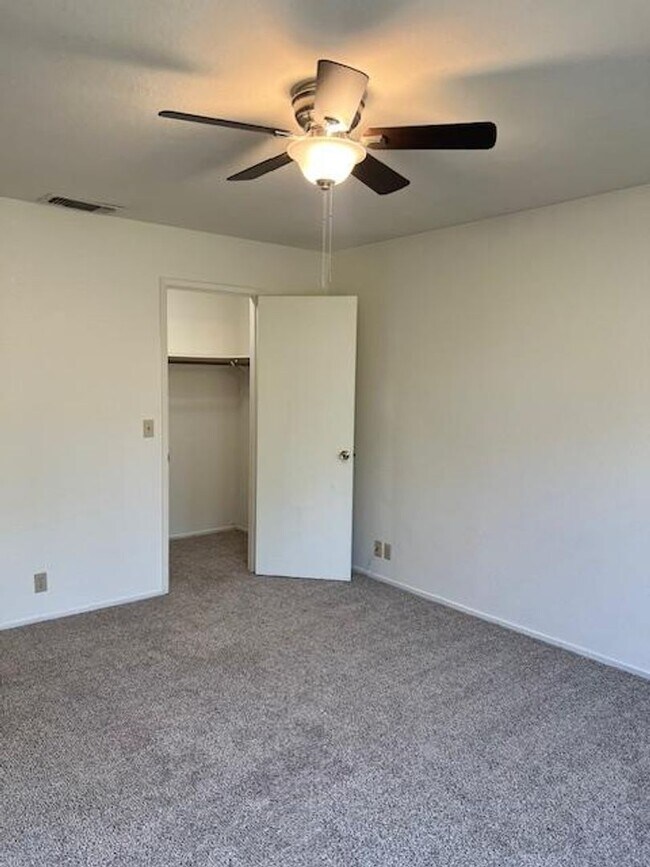 Building Photo - BEAUTIFULLY REMODELED 3 BED HOME IN ANTELOPE!
