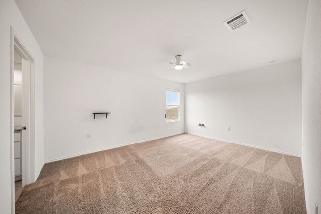 Building Photo - 5703 Dewberry Run