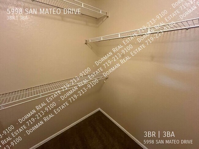 Building Photo - 5998 San Mateo Dr