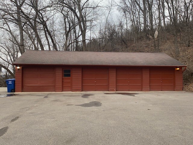 Garage Stall - 1029 Bush St