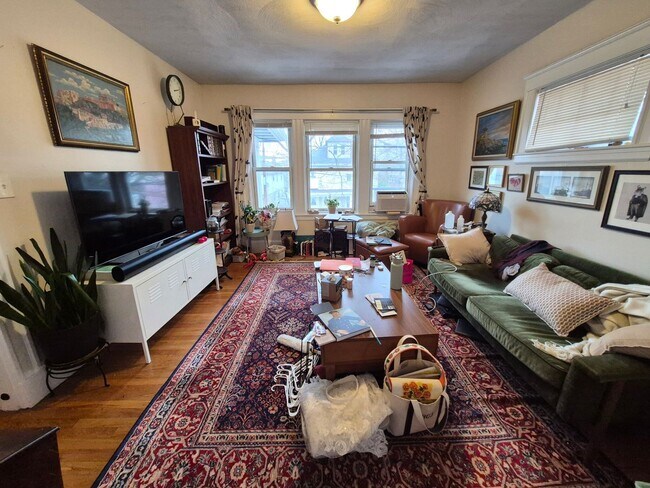 Building Photo - Nice 3 bed in Watertown