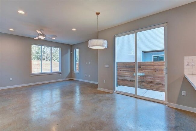 Building Photo - 3602 Clary Wy