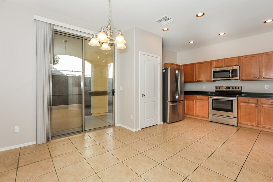 Building Photo - 21116 E Tierra Grande Dr