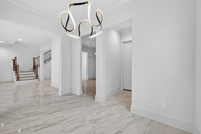 Building Photo - 2427 Camden Creek Ln