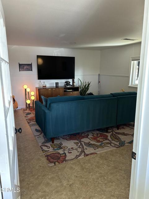 Building Photo - 4237 Faria Rd