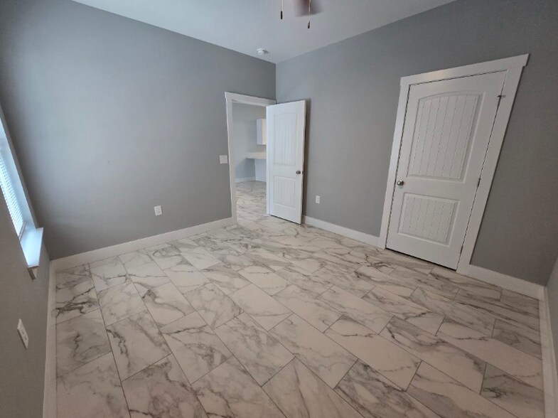 Building Photo - 603 Ga Ln