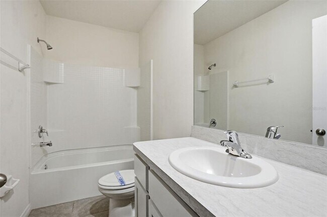 Building Photo - 5267 Dragonfly Dr