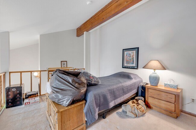 Building Photo - WINTER RENTAL-Buffalo Village-2 Bedroom Pl...