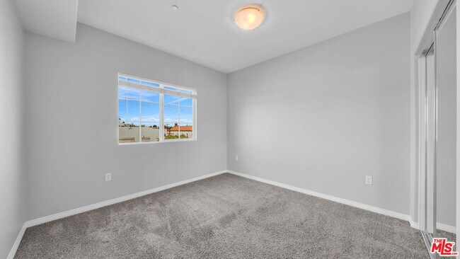 Building Photo - 1408 W Washington Blvd