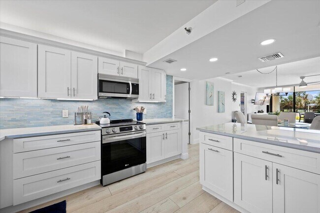 Building Photo - 100 Ocean Trail Way