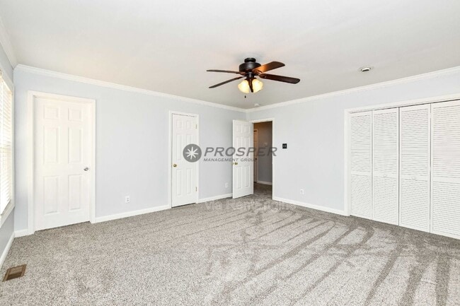 Building Photo - 1082 Hampton Rd