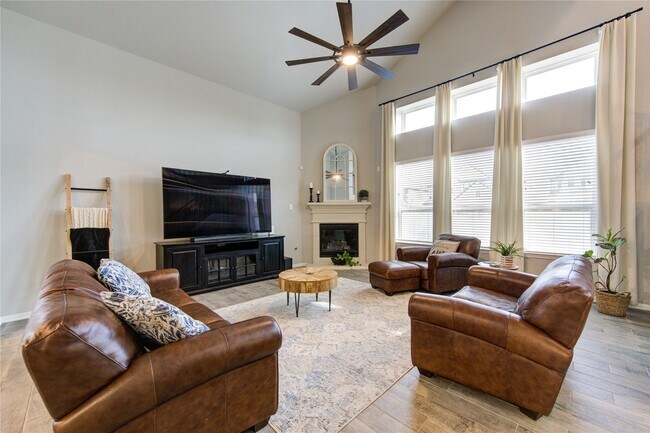 Building Photo - 5439 Rustic Ruby Dr