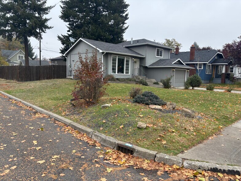 Building Photo - 1228 W Cleveland Ave