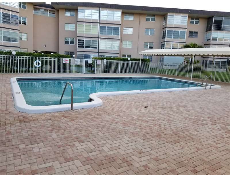 POOL - 2900 NW 46th Ave