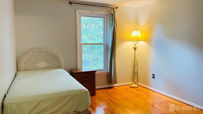 Building Photo - 4702 Hana Rd