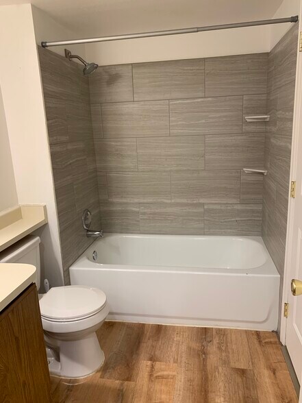 Building Photo - 2575 S Syracuse Way