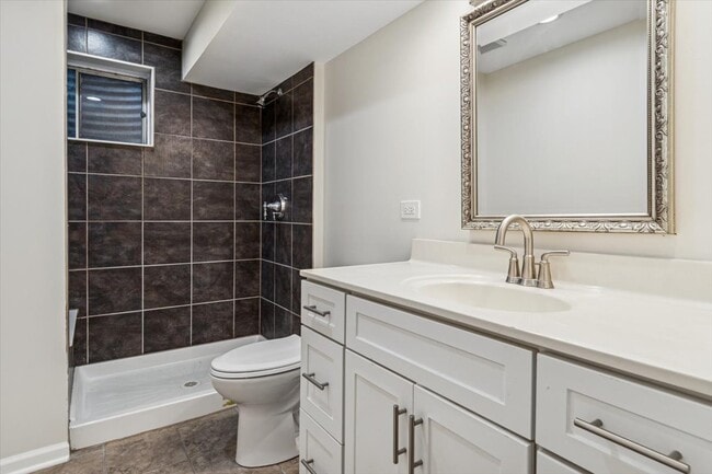 Building Photo - 1145 Sequoia Rd