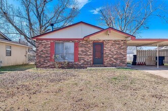 Building Photo - 4806 General Bragg Dr