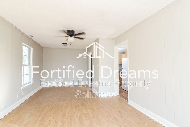 Building Photo - 3614 Yale Ave