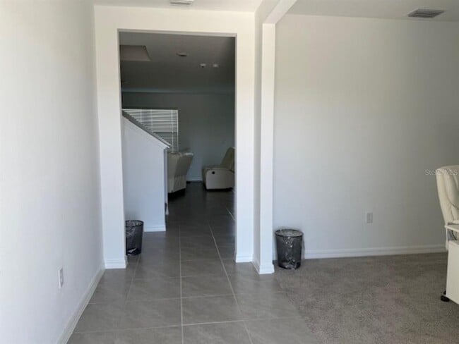 Building Photo - 3440 Ivy Holw Dr