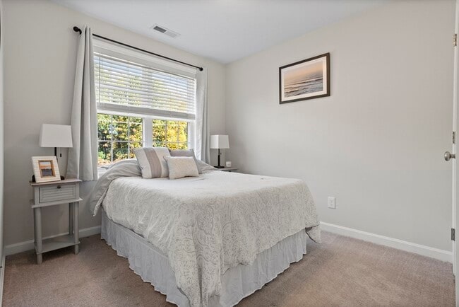 Building Photo - 45 Riley Rd