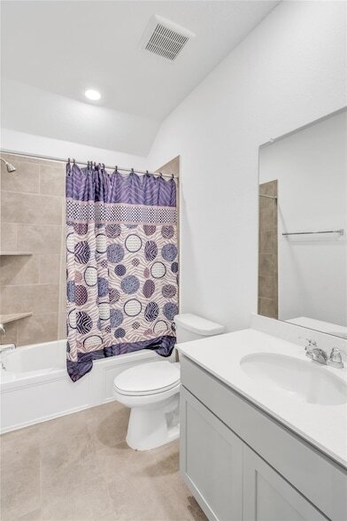 Building Photo - 133 Lenera Dr