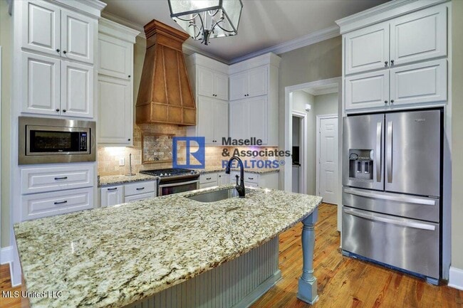 Building Photo - 4 Bed/3 Bath Home in Clinton in Copper Creek