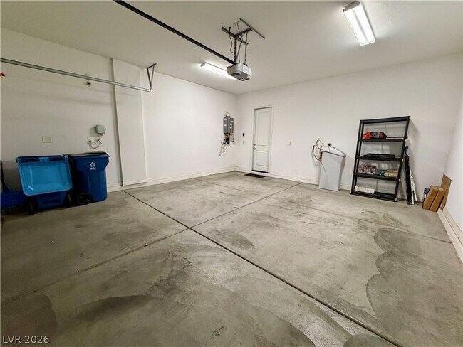 Building Photo - 313 Meadow Brush Pl