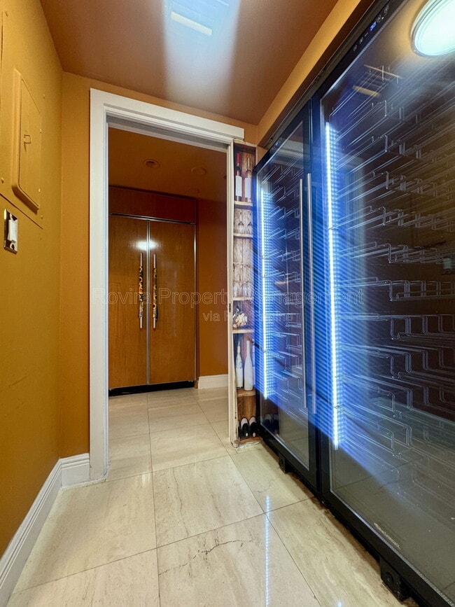 Building Photo - 19667 Turnberry Way