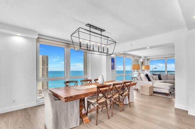 Building Photo - 5380 N Ocean Dr