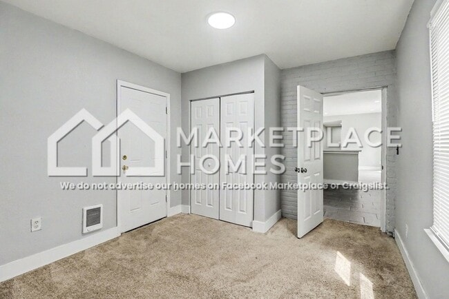 Building Photo - 520 Englewood St