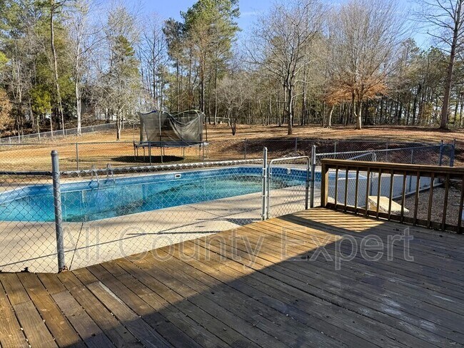 Building Photo - 5485 Union Church Rd