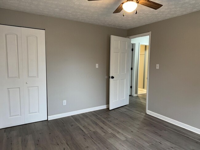 Building Photo - 1177 Hilton Dr