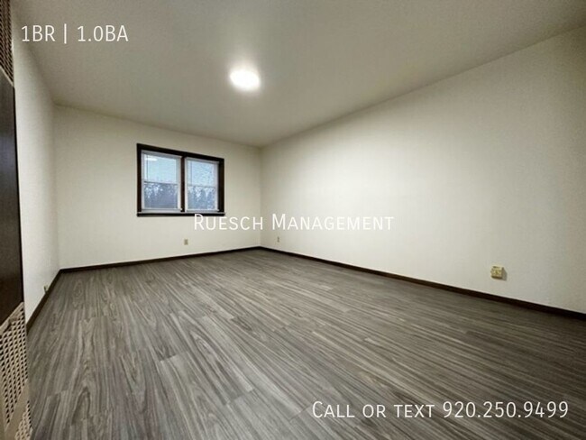 Primary Photo - Recently Renovated 1 Bedroom 1 Bath Upper ...