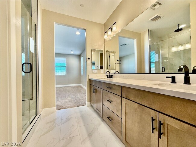 Building Photo - 2256 Fish Hawk St