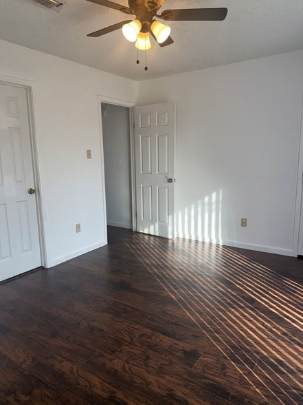 Building Photo - 11008 Misty Summit Dr