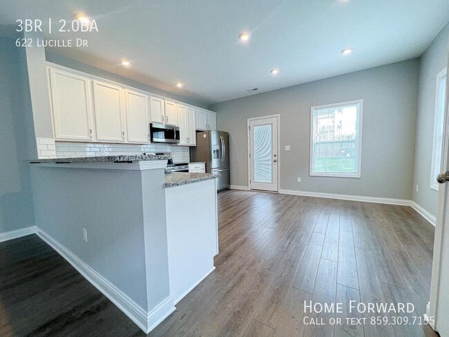 Building Photo - 622 Lucille Dr