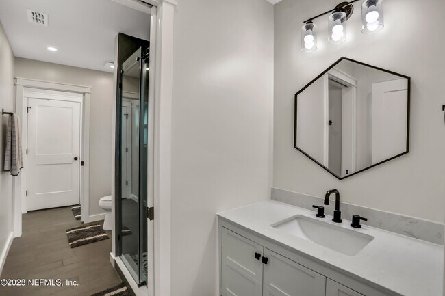 Building Photo - 4434 Coquina Dr