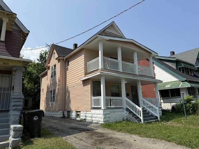 Primary Photo - 10314 Adams Ave