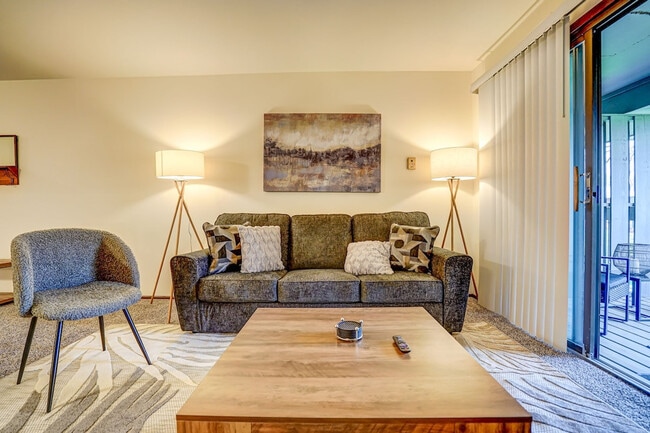 Building Photo - 3914 S Tara Hill Dr