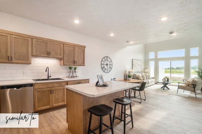 Building Photo - Coming Soon - Stylish 3 Bed/2.5 Eastside Townhomes!