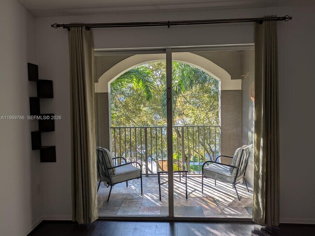 Building Photo - 6831 SW 44th St