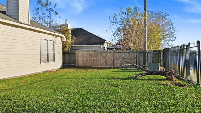 Building Photo - 7619 Omaha Dr