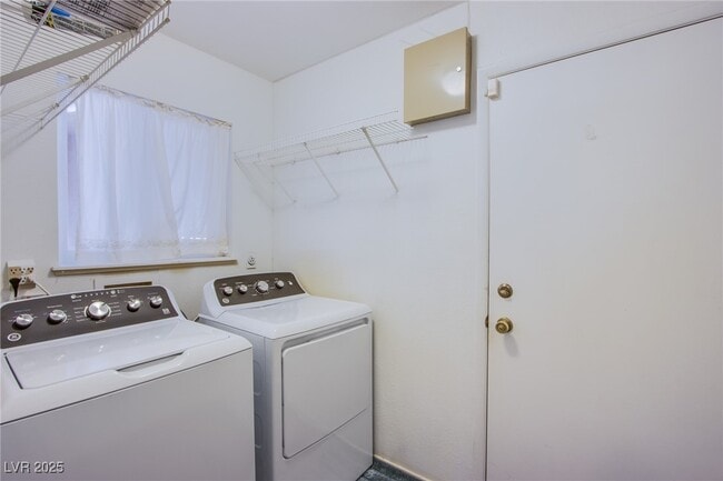 Building Photo - 6516 Faith Peak Dr