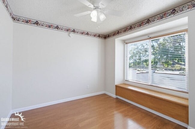 Building Photo - Beautiful 3Bdm 2Ba Home with Scenic Views in Rancho Peñasquitos!